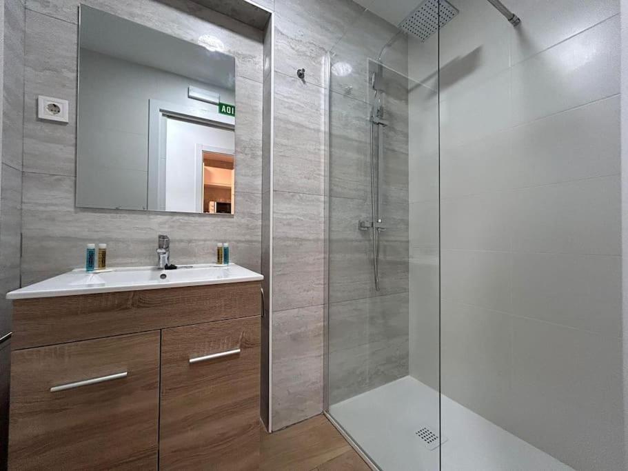 Beautiful Flat In Urq2 Apartament *
